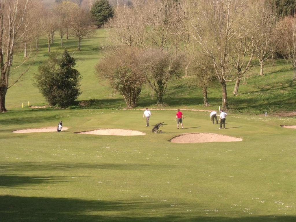 Pencoed St Mary'S Hotel Golf & Country Club מראה חיצוני תמונה