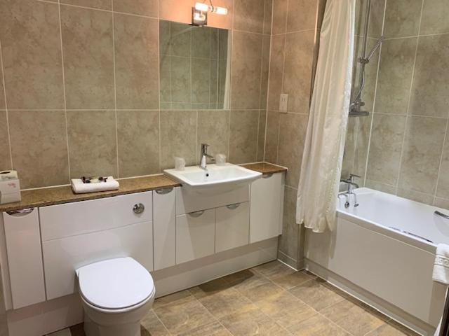Pencoed St Mary'S Hotel Golf & Country Club מראה חיצוני תמונה